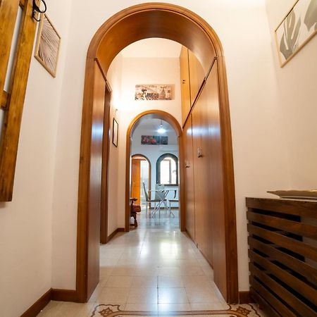 Appartamento Centro Stazione Aeroporto Wi-Fi&Self Check-In Palermo Esterno foto